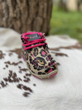 Load image into Gallery viewer, Maise Leopard Mocs
