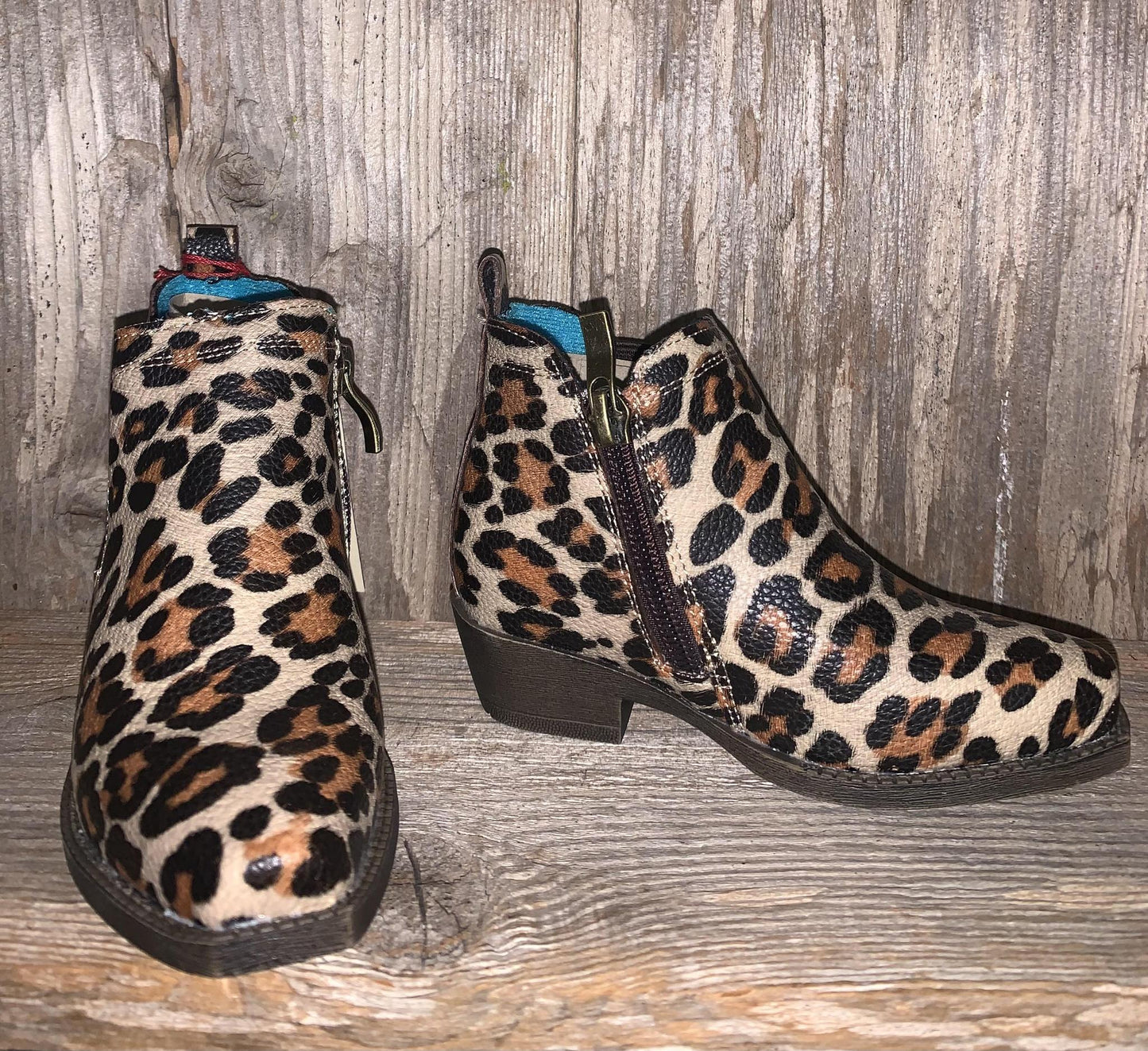 Lucy Toodler Leopard Ariat Dixons