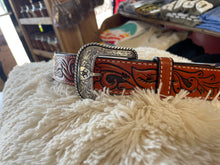 Load image into Gallery viewer, Men&#39;s Ariat Buck Lace Leather Belt
