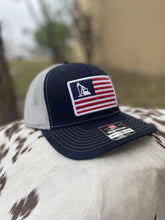 Load image into Gallery viewer, Men&#39;s Ariat Oil Rig Flag Patch Cap
