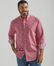 Load image into Gallery viewer, Wrangler Red Paisley Classic LS
