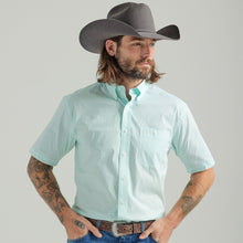 Load image into Gallery viewer, Wrangler George Strait SS Turquoise &amp; White Button Up
