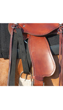 Load image into Gallery viewer, Cashel Nylon Saddle Latigo
