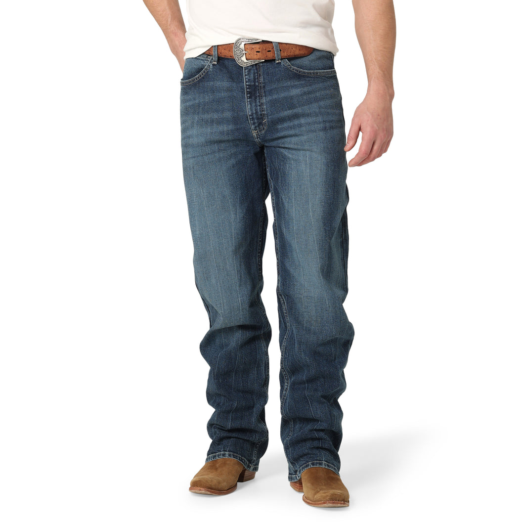 Wrangler 20X Men's 33 Extreme Relaxed Straight Leg Jean Light Wash